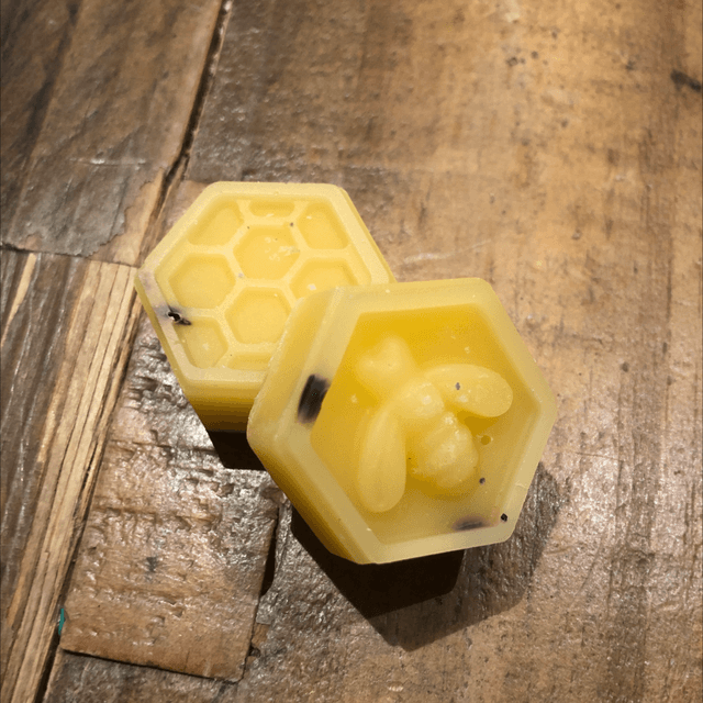 Scented beeswax melts 4pc