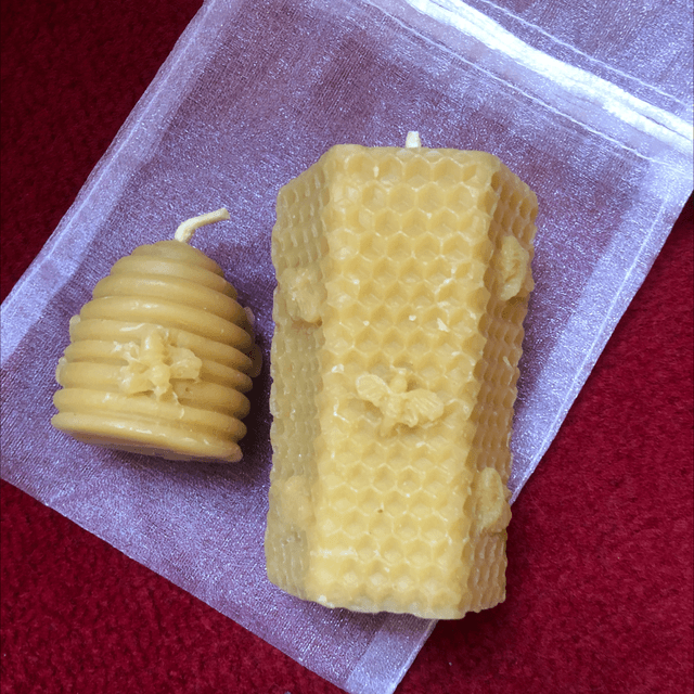 Moulded beeswax candles 2pc